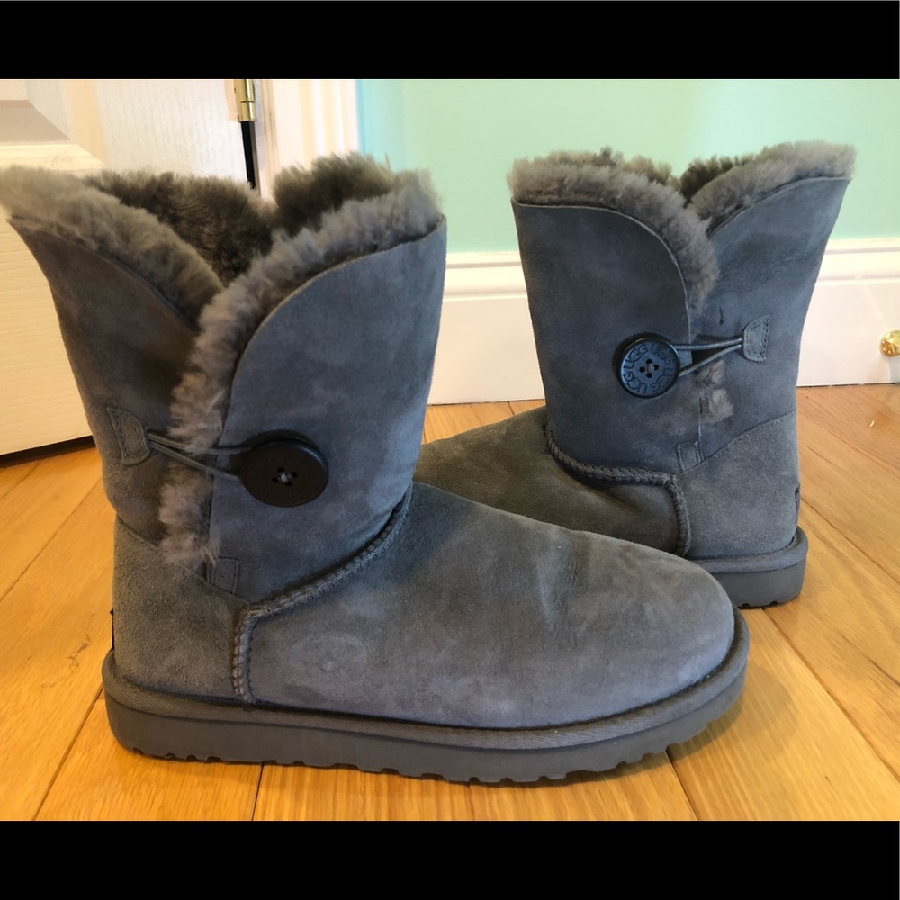 Bailey Button Grey Ugg Boots